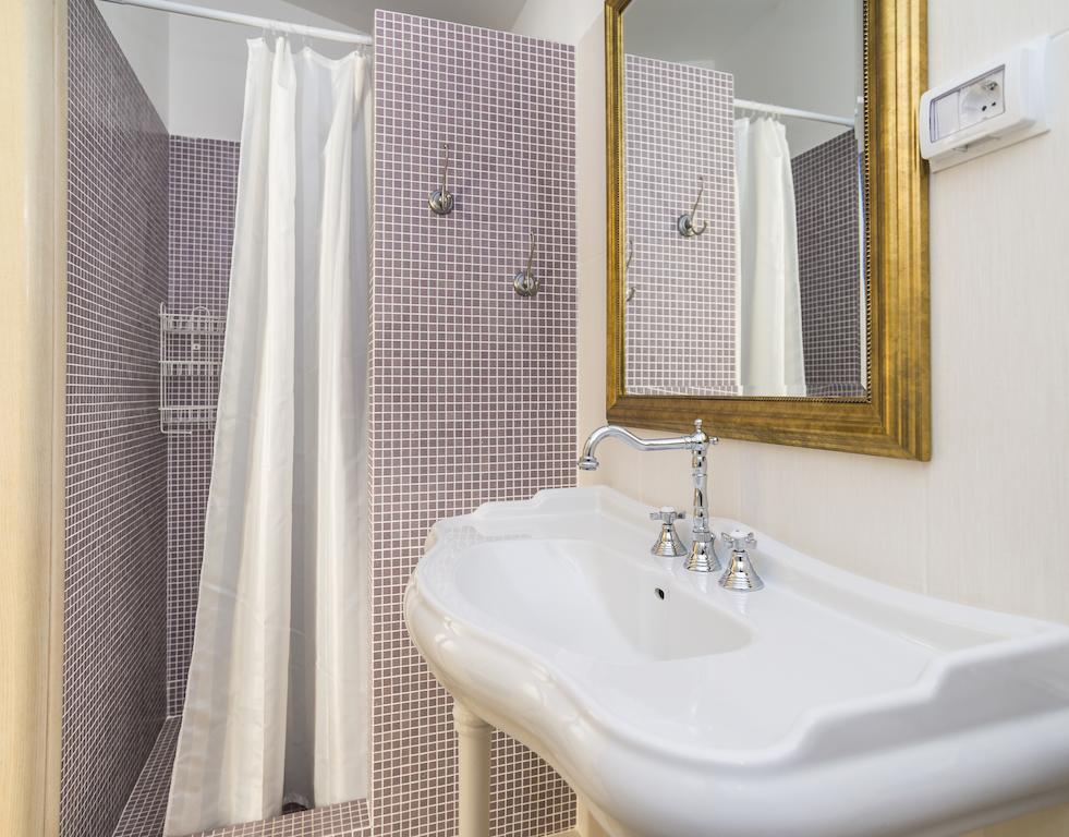 Apartments & Rooms Buoni Amici Murine Стая снимка