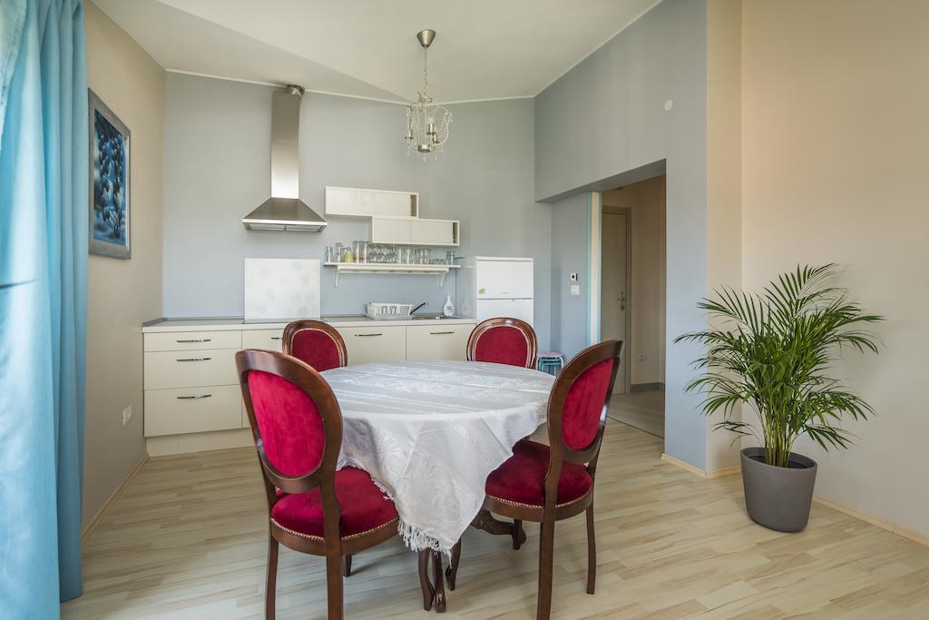 Apartments & Rooms Buoni Amici Murine Стая снимка