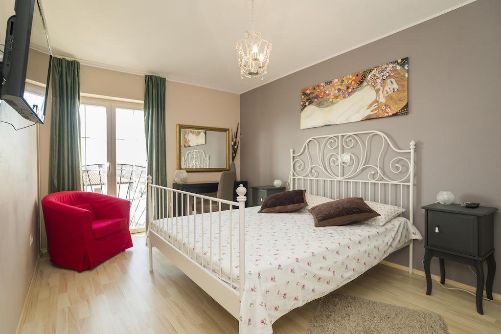 Apartments & Rooms Buoni Amici Murine Стая снимка