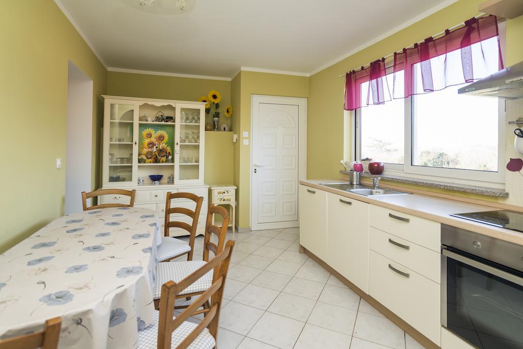 Apartments & Rooms Buoni Amici Murine Стая снимка